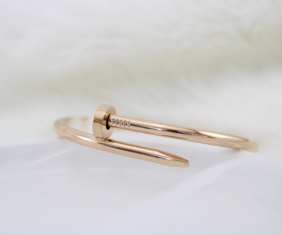 צמיד קשיח רוז גולד מסמר