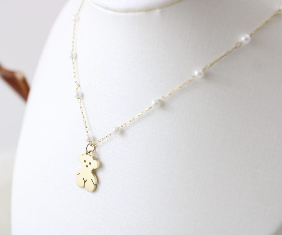 שרשרת מעוצבת מוזהבת פנינים קטנות ודובי