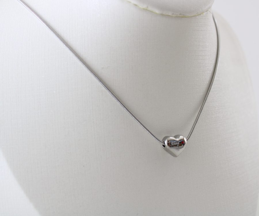 שרשרת לב בשילוב חריטות