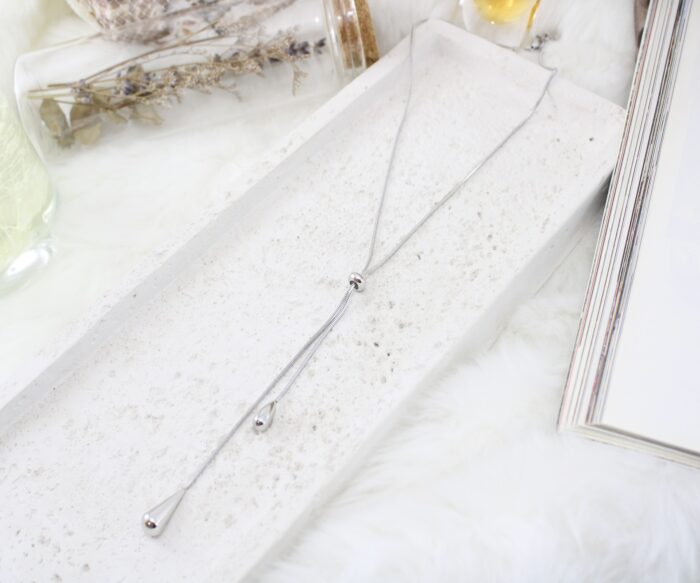 שרשרת נופלת עניבה מעוצבת