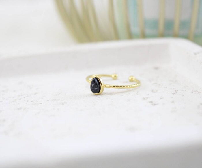 טבעת אבן טיפה פתוחה בציפוי זהב