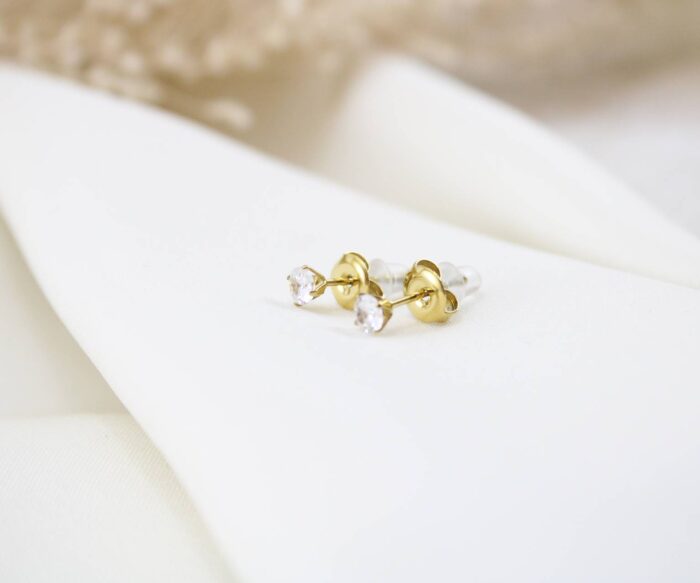 עגילי זרקון 4 מ״מ בציפוי זהב