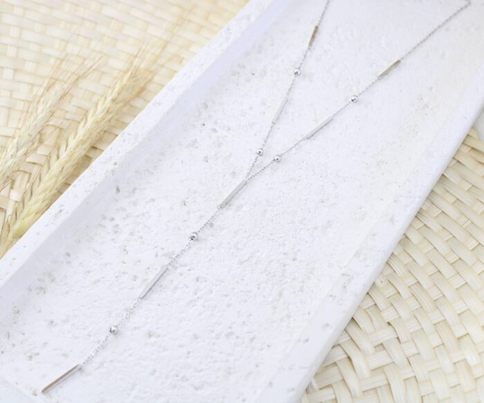 שרשרת פסים נופלת