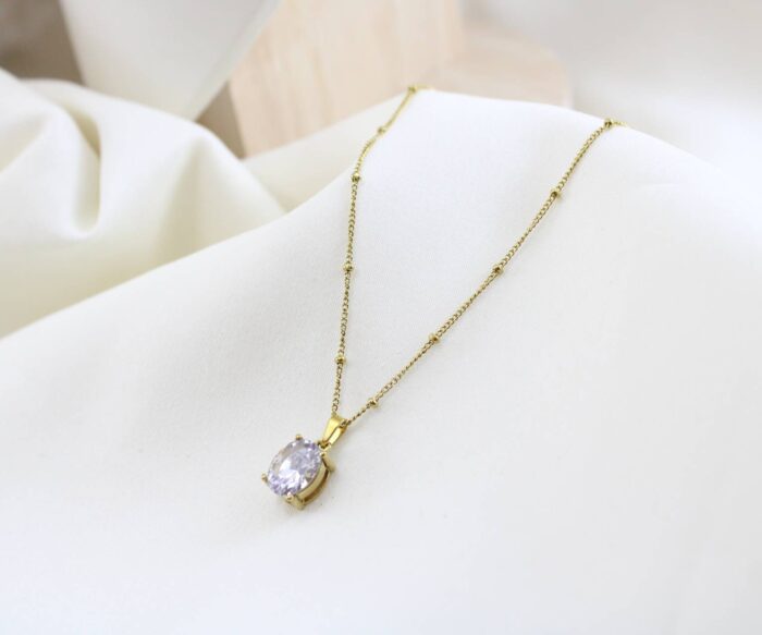 שרשרת אבן גדולה בציפוי זהב