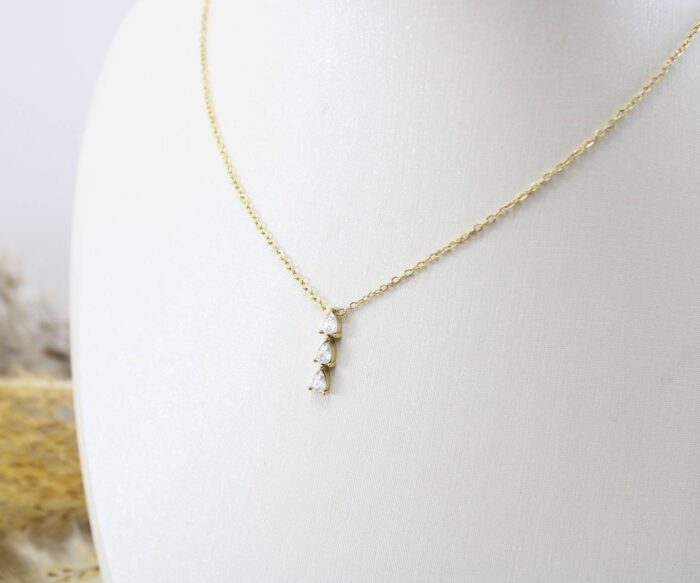 שרשרת שלישיית טיפות בציפוי זהב